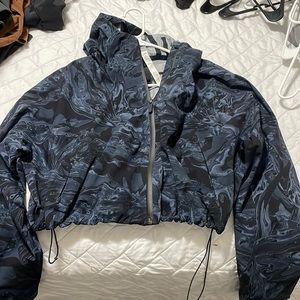 Lululemon zip up water repellent jacket with hood